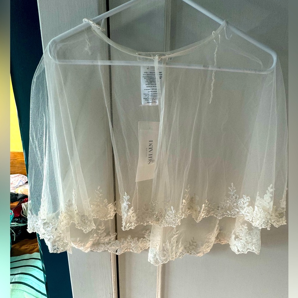 David’s Bridal, beaded lace wedding cape NWT